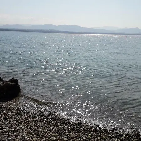 Neraidas In On The Sea *