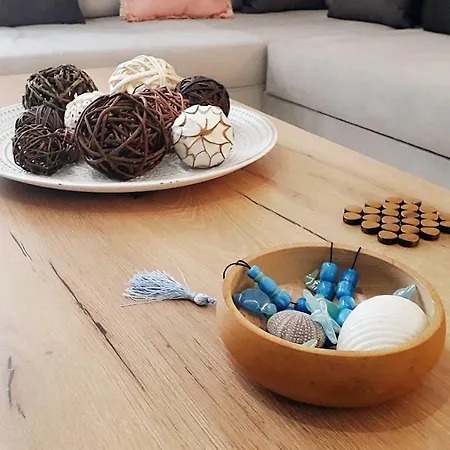 Neraidas On The Sea * Лоутраки