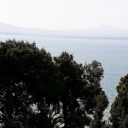 Neraidas On The Sea Апартаменты