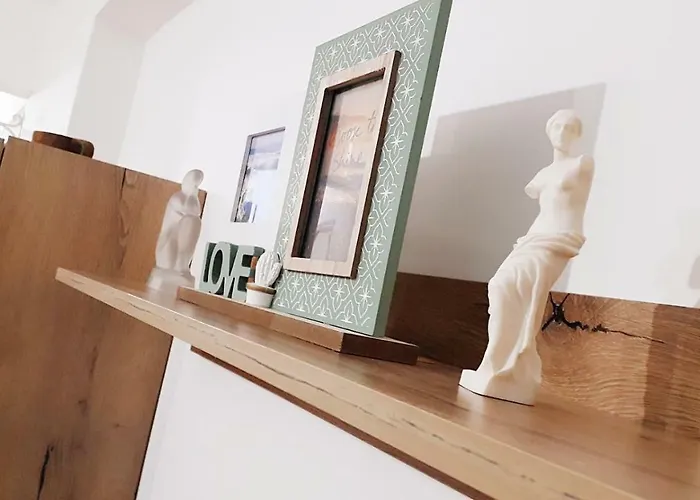 Neraidas On The Sea * Loutráki