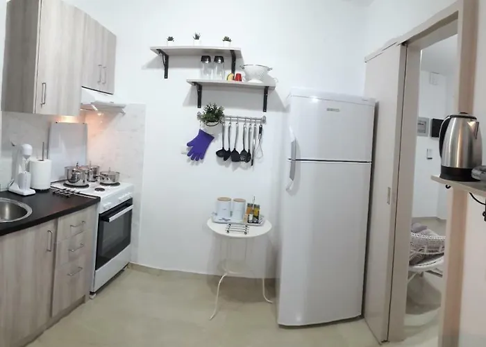 Neraidas On The Sea * Loutráki